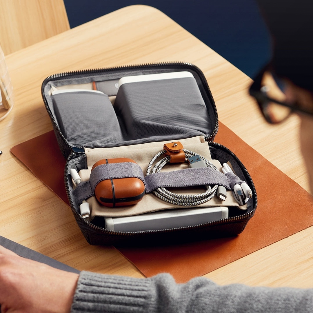 Bellroy Tech Kit Compact